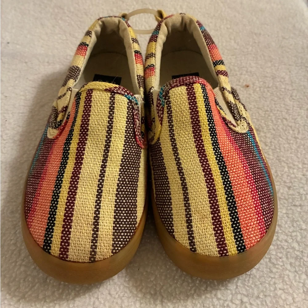 GAP Kids Yellow Multi-Stripe Slip-On Moccasins Baha Canvas Shoes Woven Toddler 7